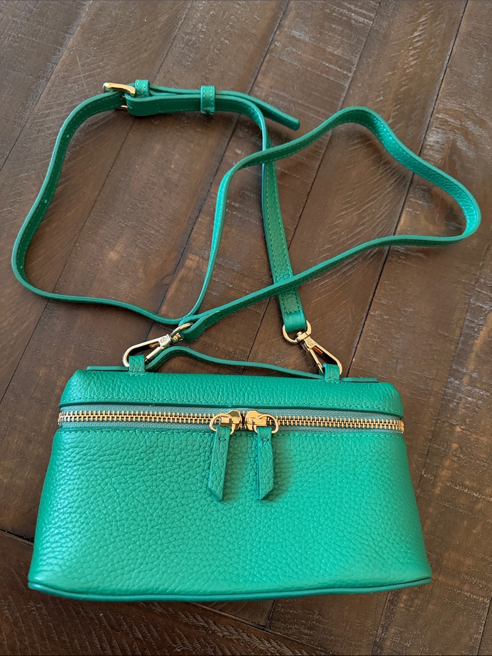 Mark & Graham Emerald Kelly Green Pebbled Leather Top handled Crossbody